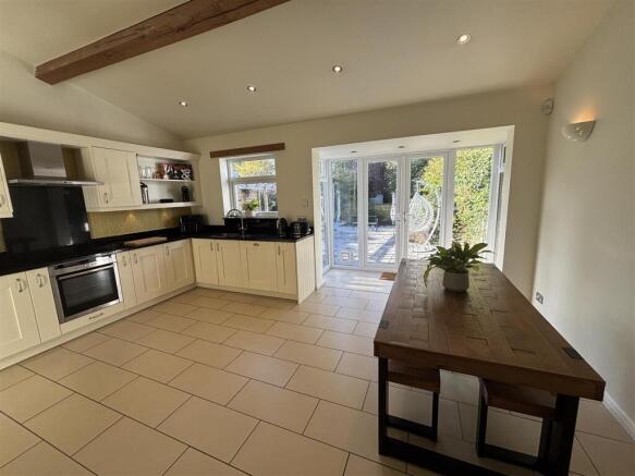 Acres Road, Leicester Forest East, Leicester photo 4