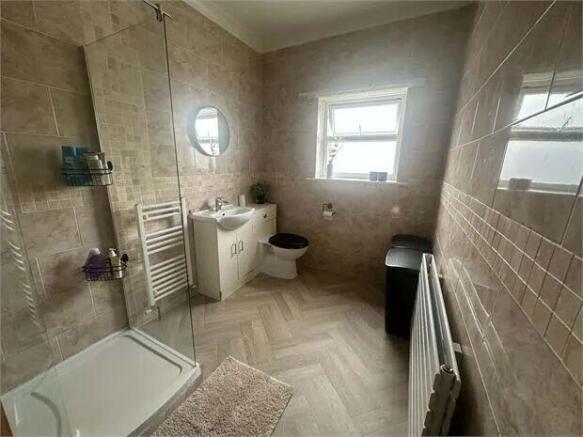 2 bed Terraced for sale Image 12