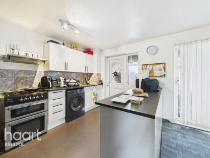 Cedar Close, Bristol