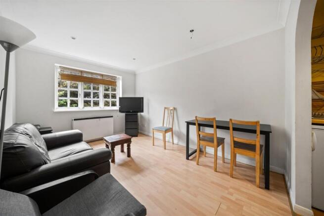 18 Herron Court, CR4 3SA-1.jpg