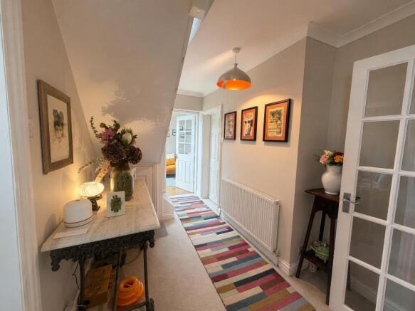 3 bed House to rent Image 12