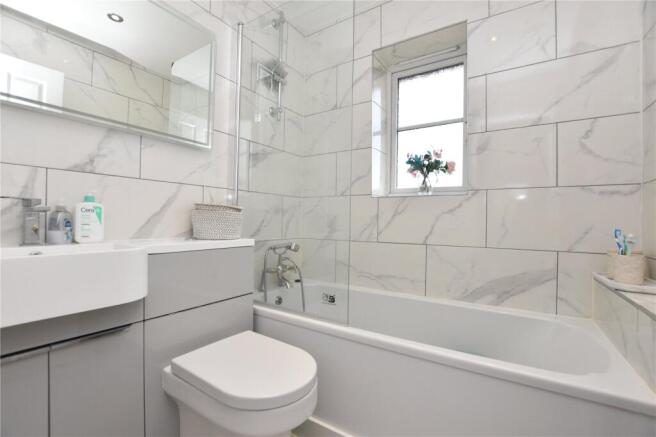 3 bed Detached for sale Image 8