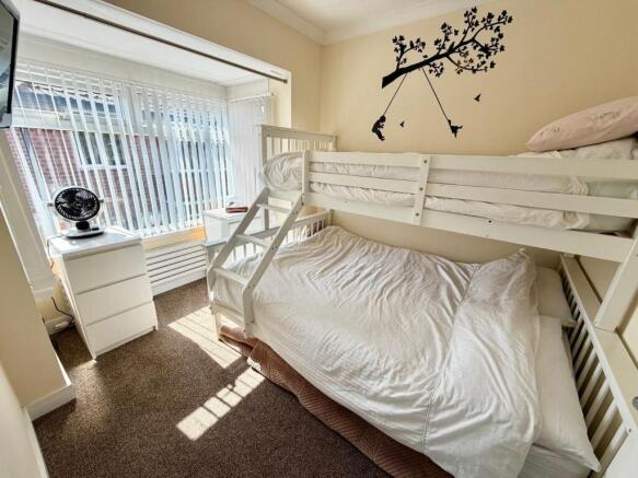 3 bed Semi-Detached for sale Image 12
