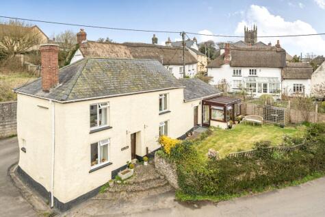 Exeter Road, Winkleigh, Devon