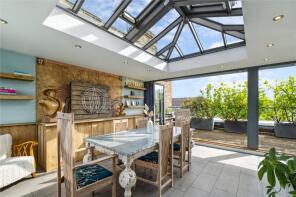 Flat 12, 5, Spanish Road, London SW18 2HX