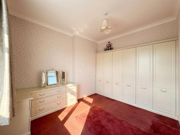 3 bed Terraced for sale Image 5