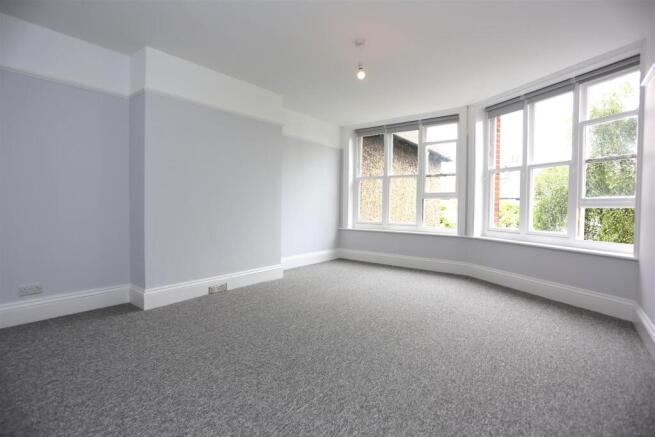 3, 18 Clifton Road (2).JPG