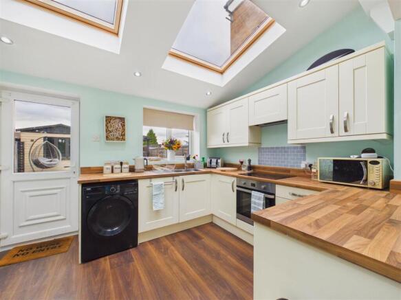 2 bed End of Terrace for sale Image 4