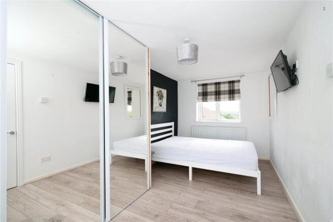 3 bed Semi-Detached for sale Image 10