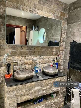 Master En-Suite