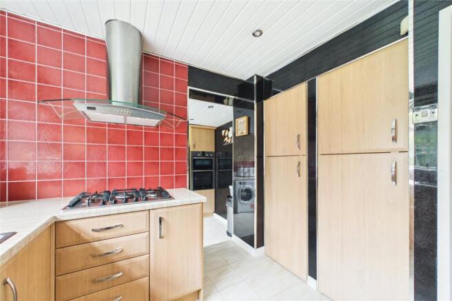 4 bed Semi-Detached for sale Image 12