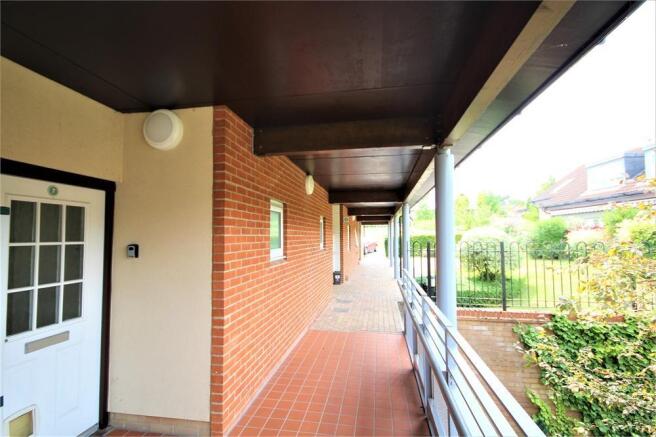 Photo 8