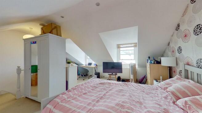Earlsfield-Road-London-SW18-07262021_164511.jpg