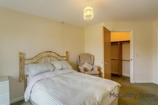 2 bed Apartment for sale Image 6