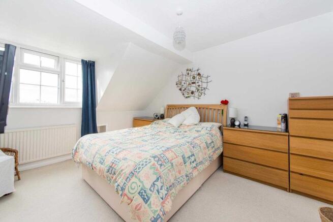 Heath Road, Langley, Maidstone, Kent, ME17 3JX-14