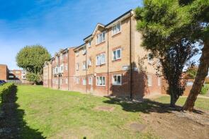 131, Honey Close, Dagenham RM10 8TF