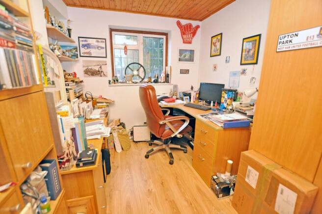 Photo 8