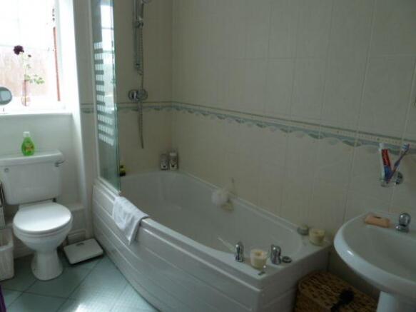 Photo 4