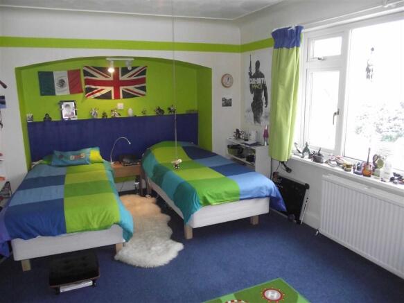 Photo 12