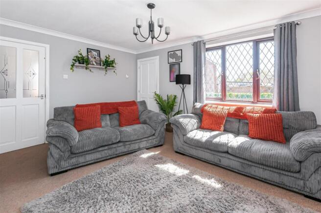 3 bed Detached for sale Image 6