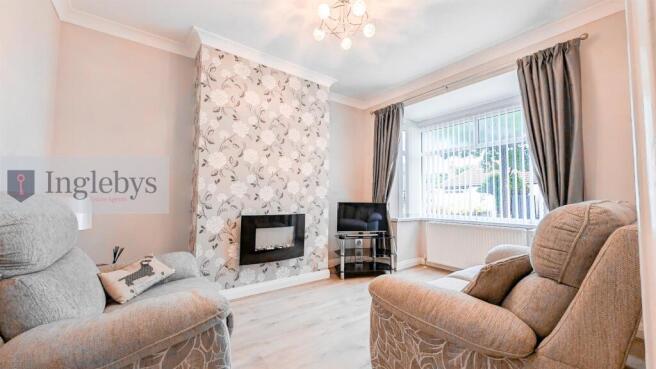 2 bed Semi-Detached Bungalow for sale Image 4