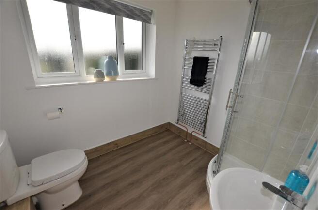Shower Room/En Suite
