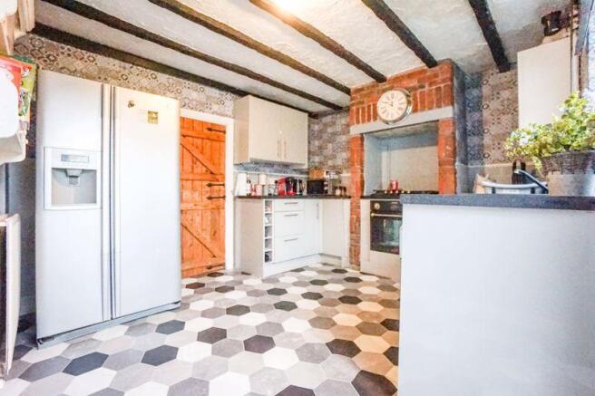 KITCHEN/DINER