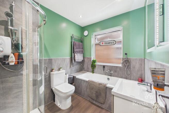 3 bed Terraced for sale Image 8