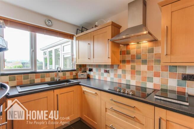 KITCHEN: