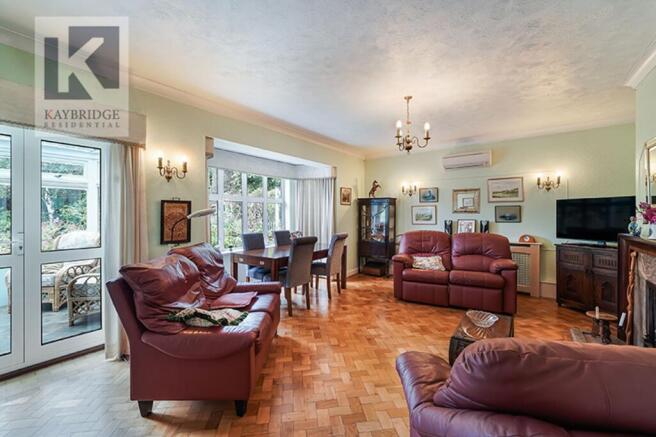 Kingsmead Avenue, Worcester Park - KT4 8XB