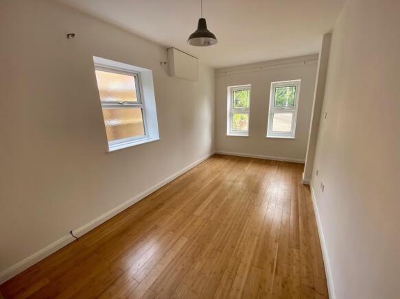 Family room / Bed...