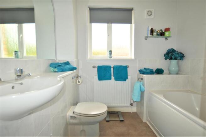Photo 16