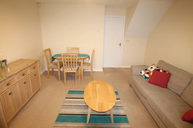 deans slade living room 2.jpg