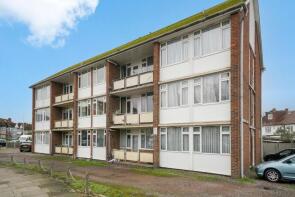 8, Warburton Court, Victoria Road, Ruislip HA4 0AN