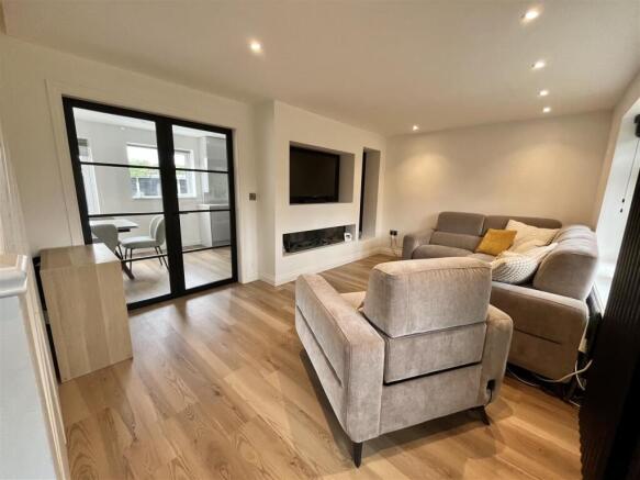 Northumberland Avenue, Ashton-Under-Lyne photo 4