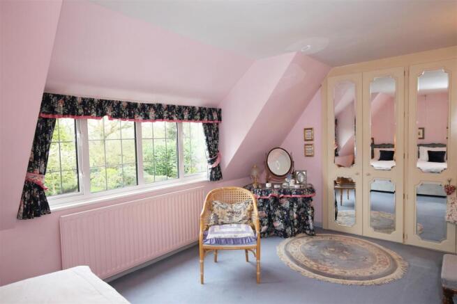 MASTER BEDROOM - 2