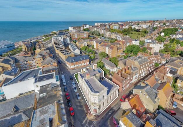 S2545_Margate_Media_Centre_aerials.jpg
