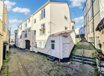 Beach Street, Dawlish, EX7