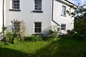 Corners, Monte Rosa, Bretteville Close, Chagford TQ13 8BX