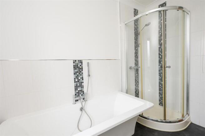 3 bed Semi-Detached for sale Image 10