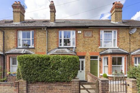 Harvest Road, Englefield Green, Egham, Surrey, TW20