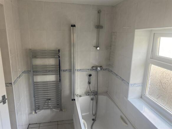 Upstairs Family Bathroom