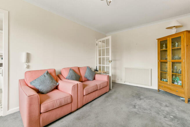 Homeshaw House, 27 Broomhill Gardens, Glasgow, G77 photo 4