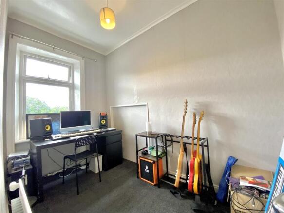 4 bed Terraced for sale Image 11