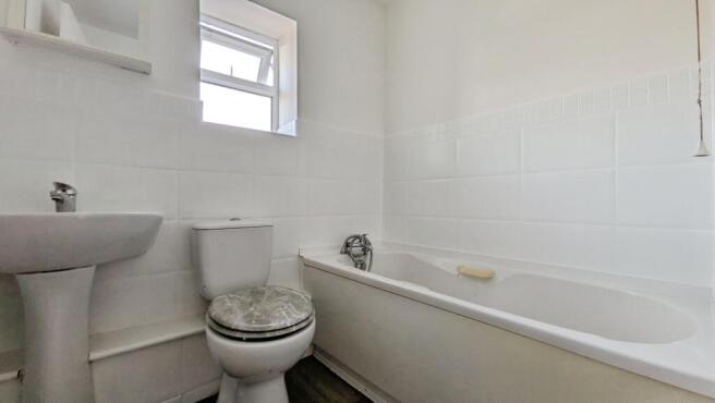 2 bed Terraced for sale Image 11