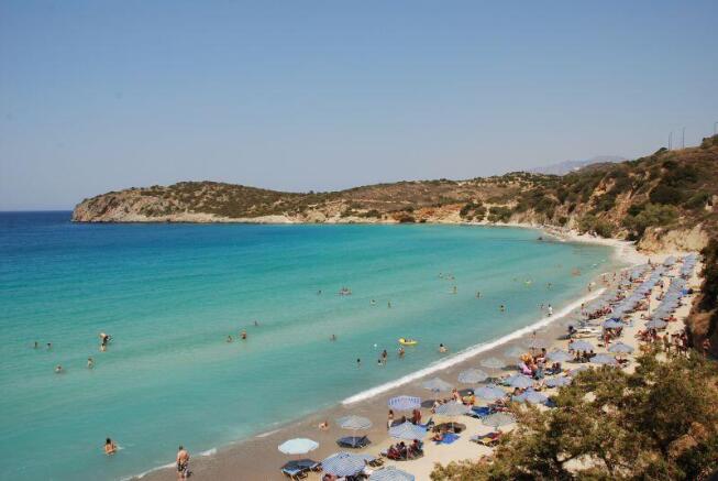 Beach in Istro / Kalo Chorio