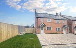 14, Stirling Park, Melton Mowbray LE13 0YG