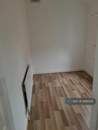 3 bed Terraced to rent Image 9
