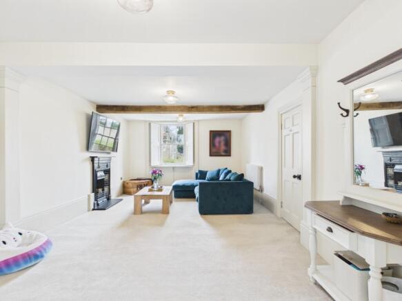 4 bed Semi-Detached for sale Image 7