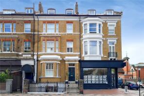 241, Lavender Hill, London SW11 1JW